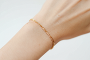 gold chain bracelet