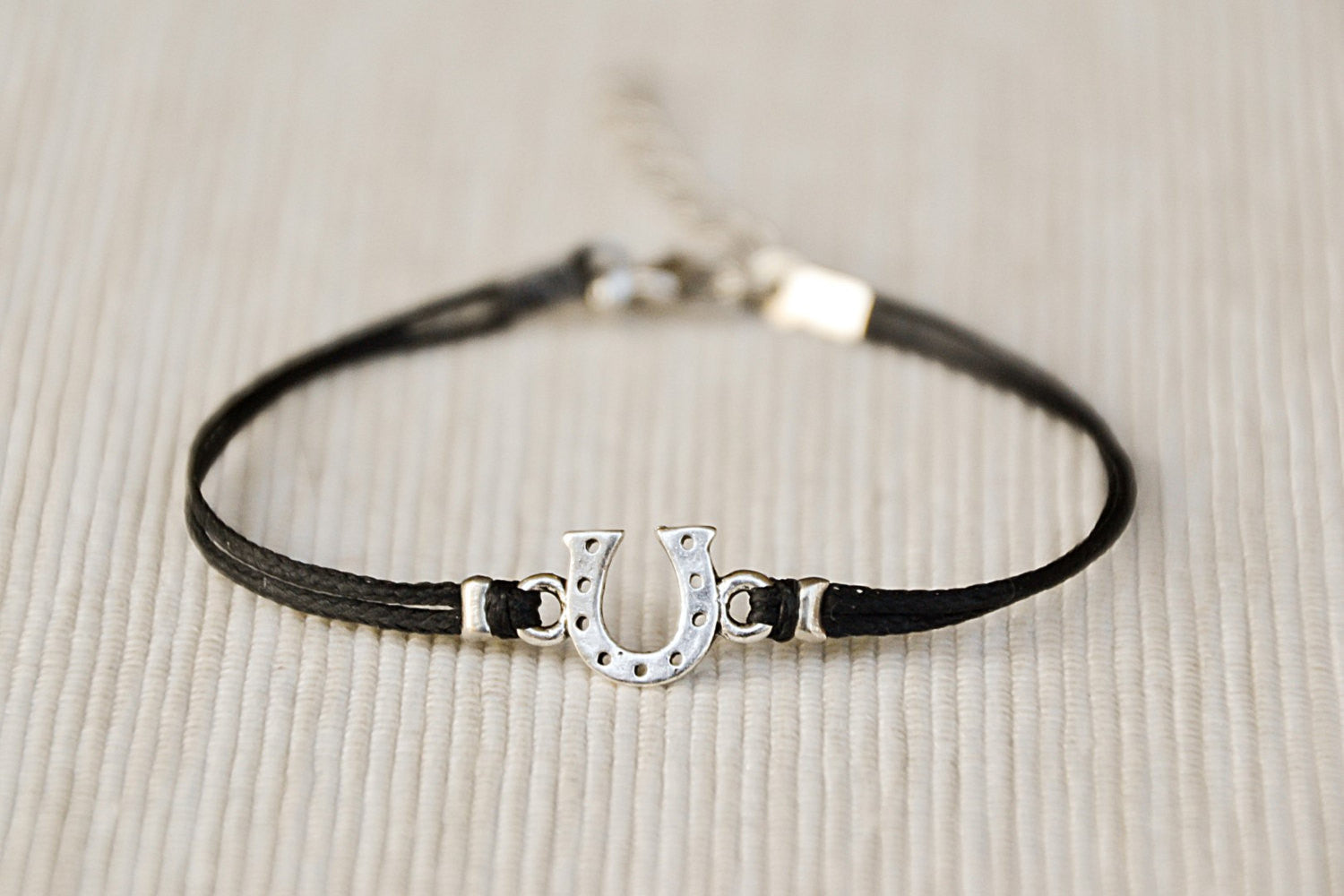 Women bracelet with silver tone Horseshoe charm - shani-adi-jewerly