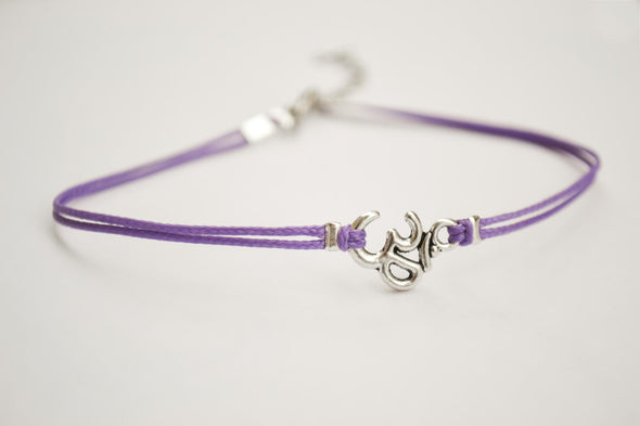 Purple bracelet with Tibetan silver Om charm - shani-adi-jewerly