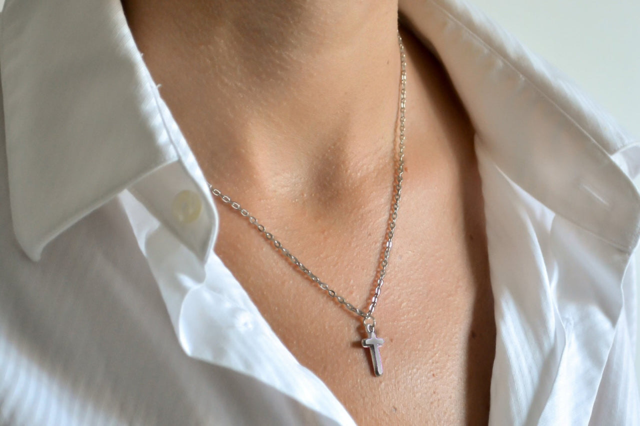 Silver chain cross necklace for women - shani-adi-jewerly